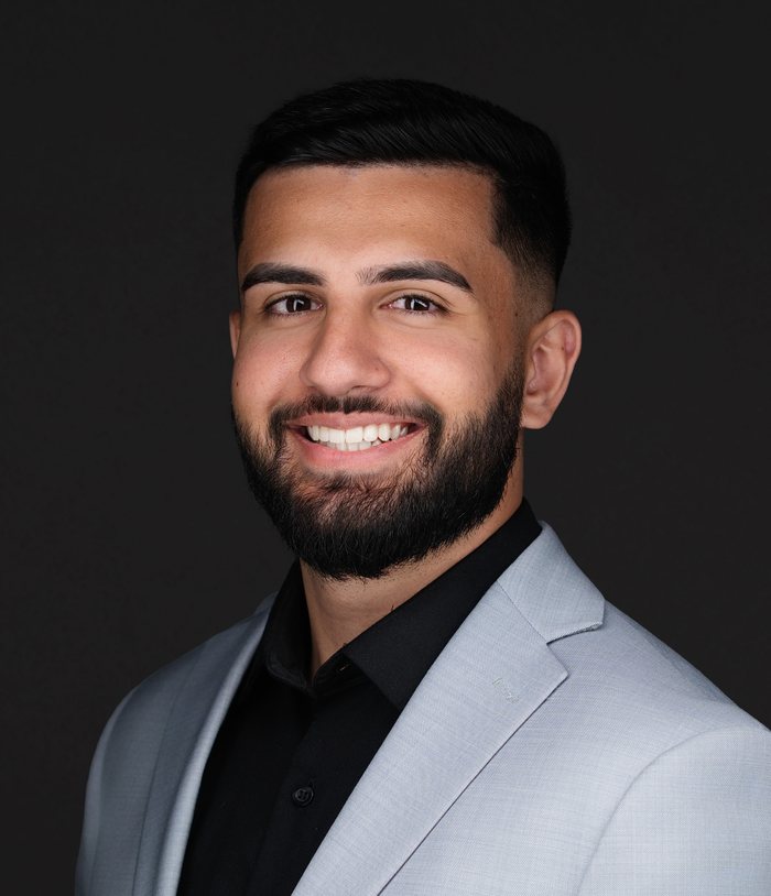 Udai Kahlon, licensed submortgage broker in Kelowna BC
